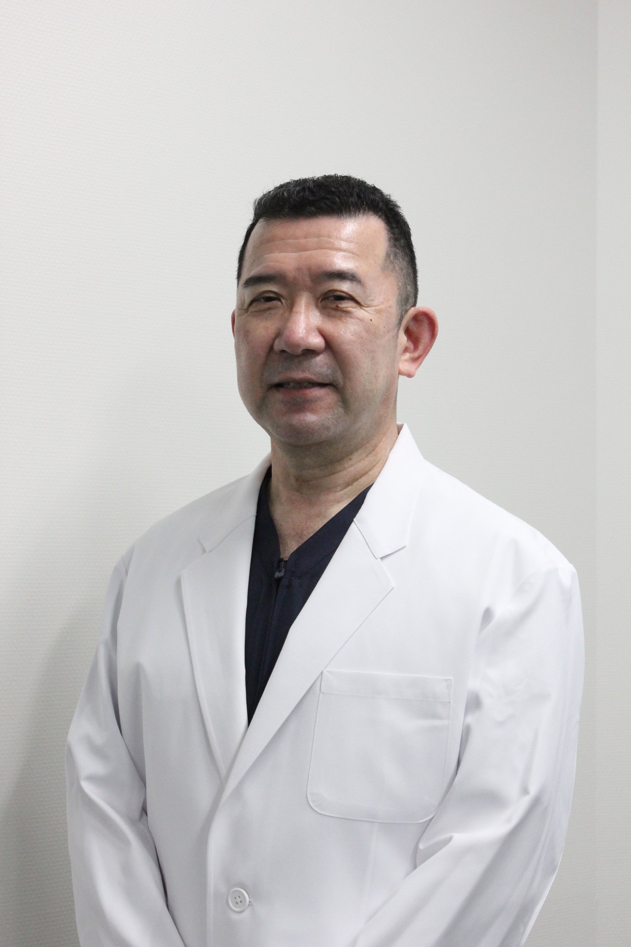 山下　哲史